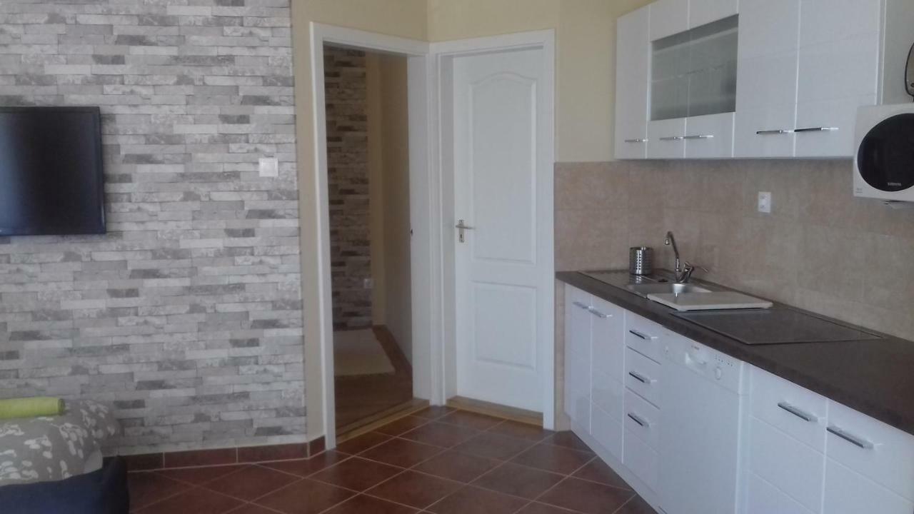 Benelise Apartman Hévíz Exterior foto