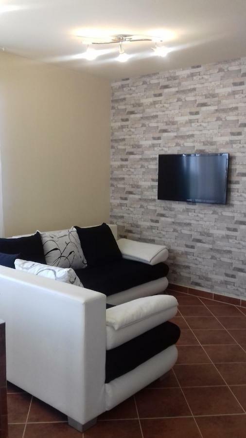 Benelise Apartman Hévíz Exterior foto
